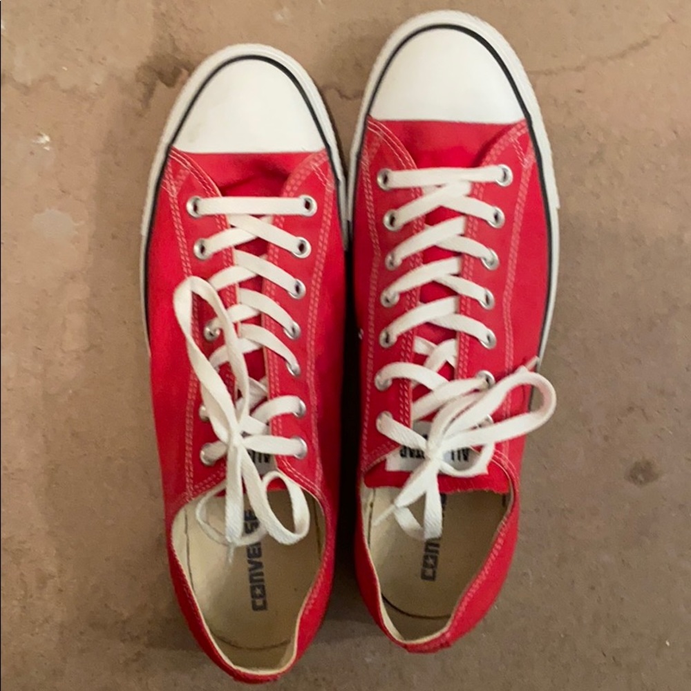 Men’s size 13 RED Converse low rise sneakers
